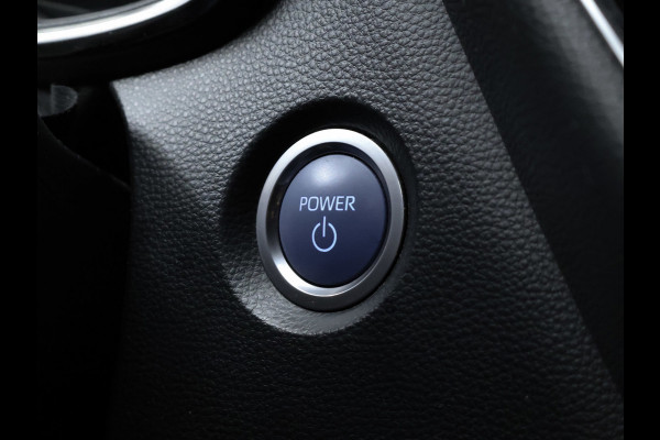 Toyota Corolla Touring Sports 1.8 Hybrid Executive Sport (NAVI,CAMERA,STOELVERWARMING,CRUISE,LED,GETINT,SPORTSTOELEN,LM VELGEN)