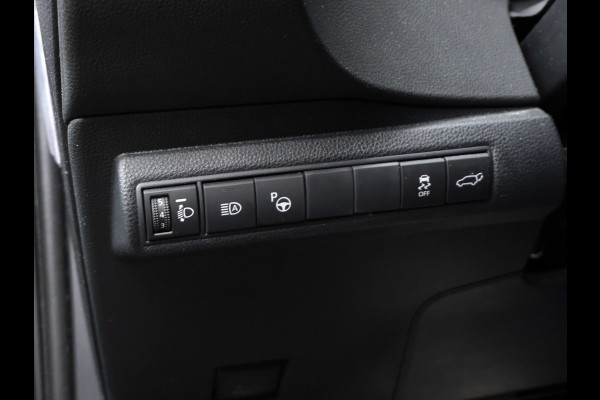 Toyota Corolla Touring Sports 1.8 Hybrid Executive Sport (NAVI,CAMERA,STOELVERWARMING,CRUISE,LED,GETINT,SPORTSTOELEN,LM VELGEN)