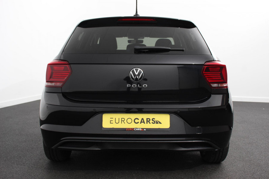 Volkswagen Polo 1.0 TSI 110 pk DSG Highline Navigatie Apple Carplay/Android Auto Adaptieve Cruise Control Parkeersensoren Stoelverwarming Privacy Glass Climatronic