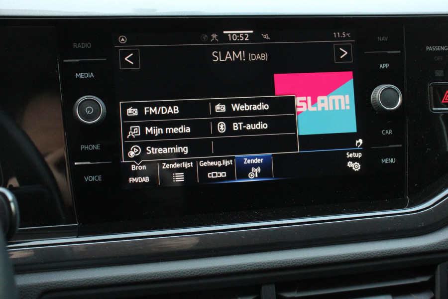 Volkswagen Polo 1.0 TSI 110 pk DSG Highline Navigatie Apple Carplay/Android Auto Adaptieve Cruise Control Parkeersensoren Stoelverwarming Privacy Glass Climatronic