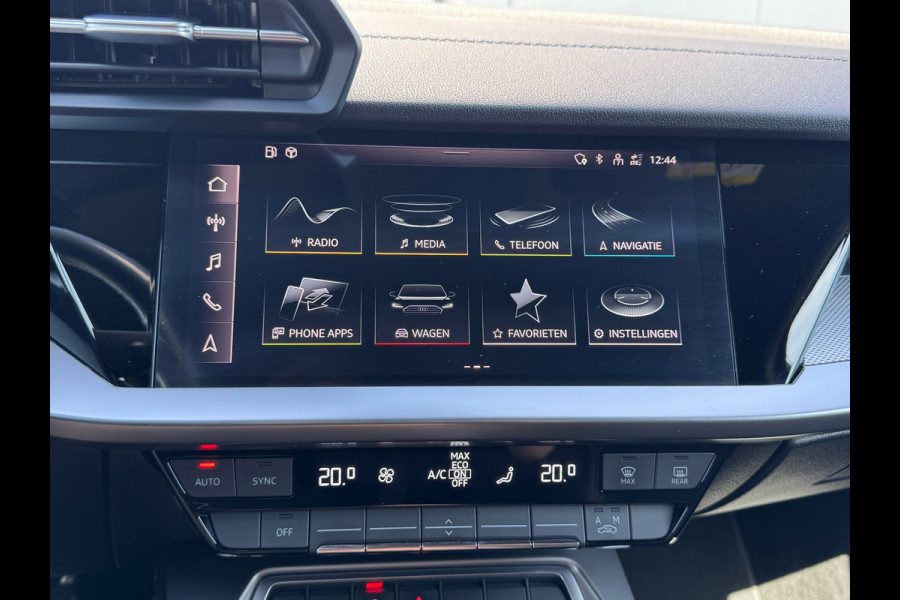 Audi A3 Sportback 30 TFSI S-line edition AUTOMAAT * Navigatie * Parkeersensoren * Audi Sound *