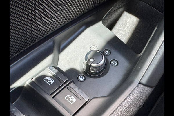 Audi A3 Sportback 30 TFSI S-line edition AUTOMAAT * Navigatie * Parkeersensoren * Audi Sound *