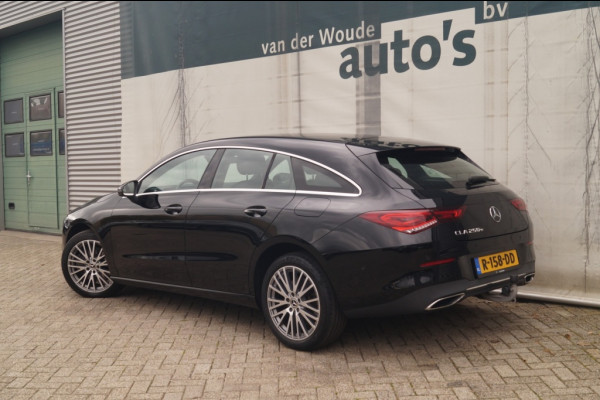 Mercedes-Benz CLA-Klasse Shooting Brake 250e Business Solution Luxury Limited -LEER-