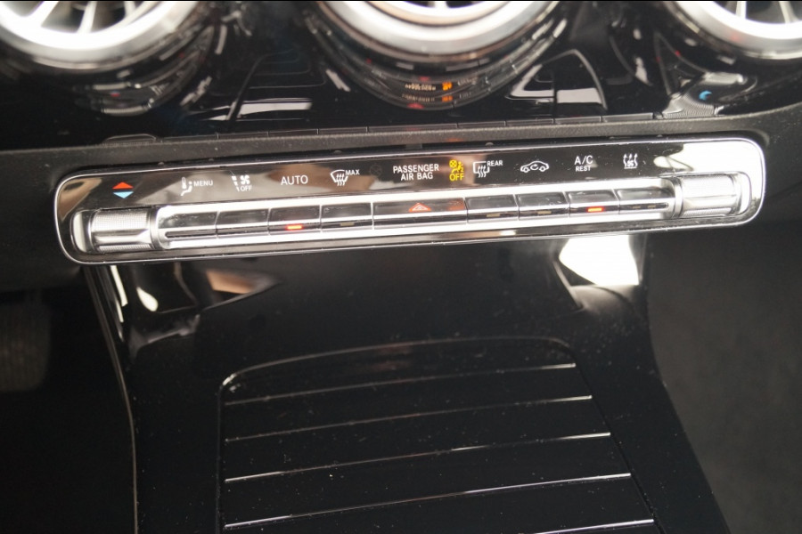 Mercedes-Benz CLA-Klasse Shooting Brake 250e Business Solution Luxury Limited -LEER-