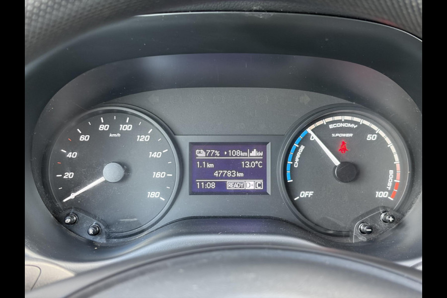 Mercedes-Benz eVito Lang 41 kWh | Elektrisch | Airco | Stoelverwarming | Camera | Houten laadvloer | Bluetooth / Carplay |