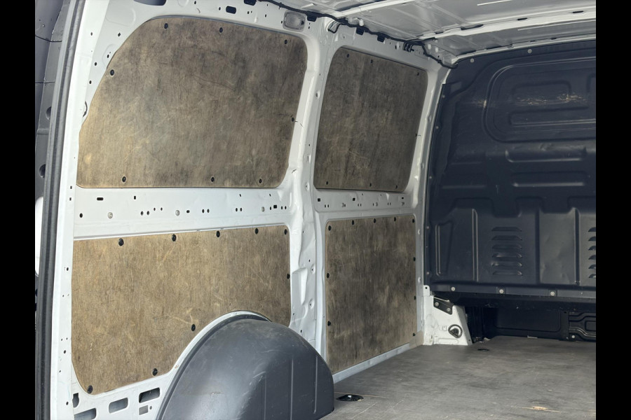 Mercedes-Benz eVito Lang 41 kWh | Elektrisch | Airco | Stoelverwarming | Camera | Houten laadvloer | Bluetooth / Carplay |