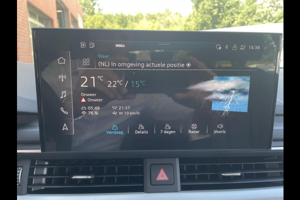 Audi A4 Avant 40 TFSI 204pk Pro Line Leder Sportstoelen Electrisch bedienbare achterklep Led Dab Navigatie Apple Carplay / Android Auto