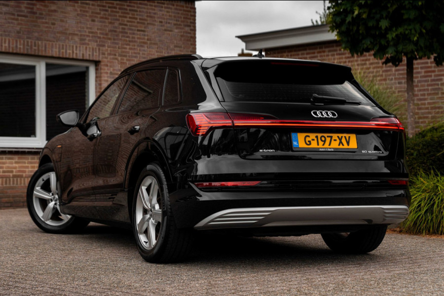 Audi e-tron E-tron 50 Quattro Launch Edition Plus 71 kWh Pano ACC Luchtvering Memory 20''