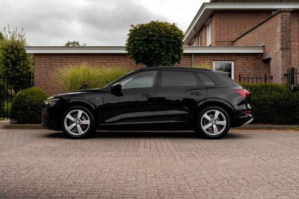 Audi e-tron E-tron 50 Quattro Launch Edition Plus 71 kWh Pano ACC Luchtvering Memory 20''