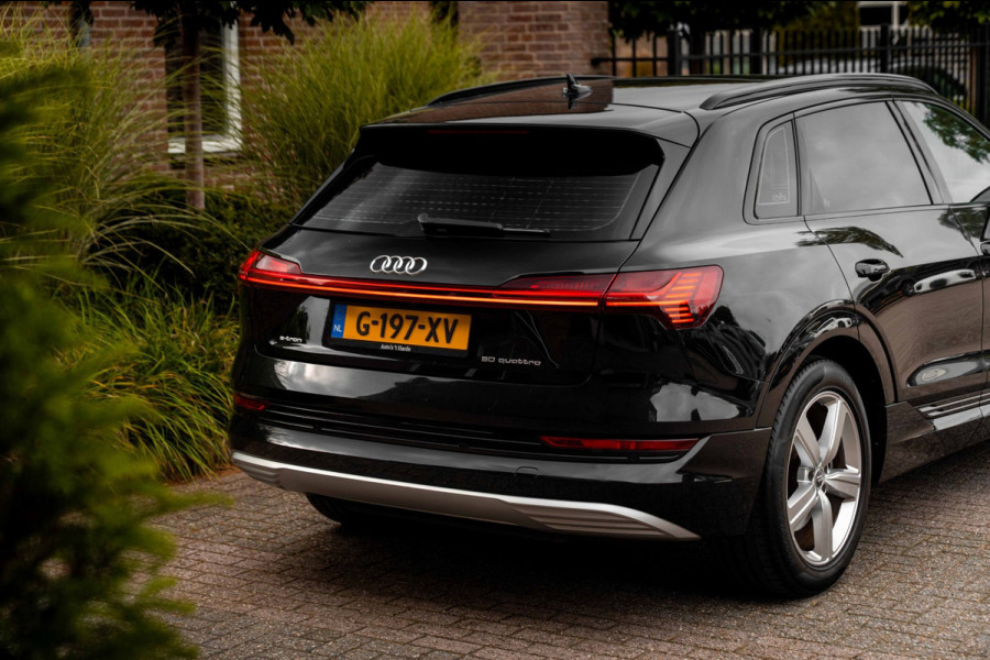 Audi e-tron E-tron 50 Quattro Launch Edition Plus 71 kWh Pano ACC Luchtvering Memory 20''