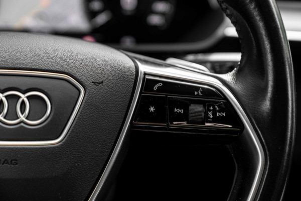Audi e-tron E-tron 50 Quattro Launch Edition Plus 71 kWh Pano ACC Luchtvering Memory 20''