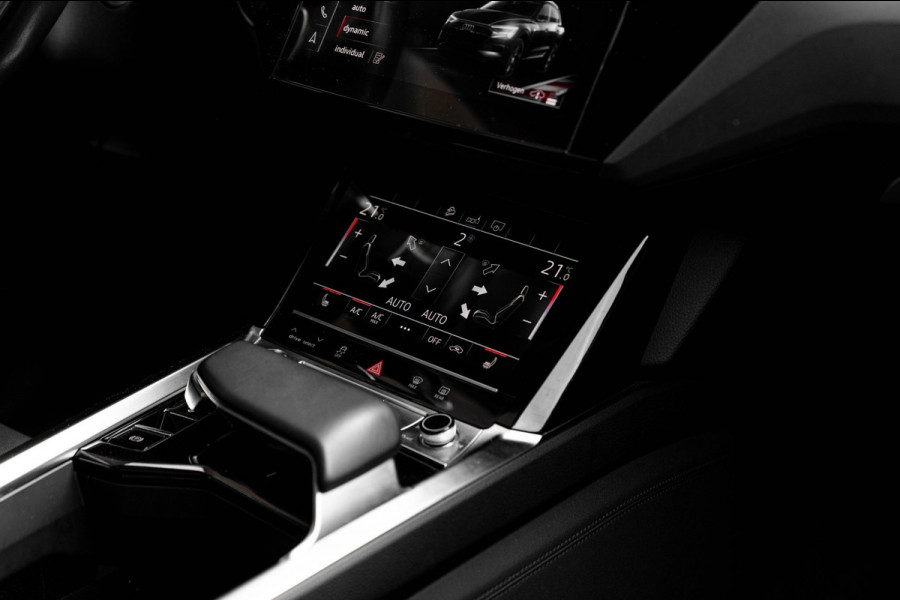 Audi e-tron E-tron 50 Quattro Launch Edition Plus 71 kWh Pano ACC Luchtvering Memory 20''