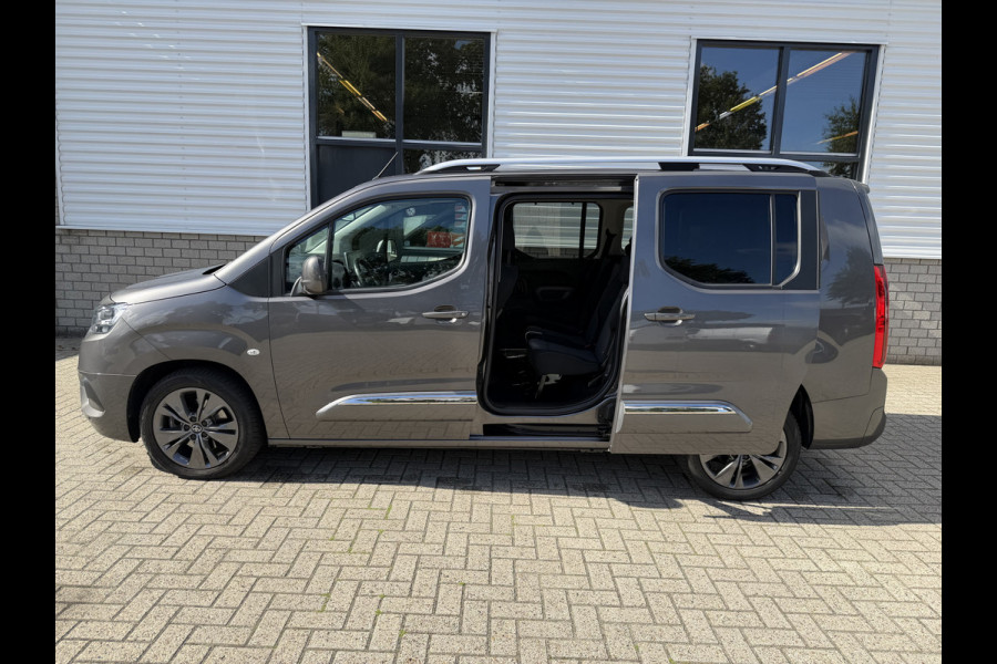 Toyota PROACE CITY Verso 1.2 Turbo 130pk Active Long 7 persoons / rolstoel lift / vaste prijs rijklaar € 24.950 marge / lease vanaf € 407 / automaat / camera / grijs metallic / dubbele schuifdeur / euro 6