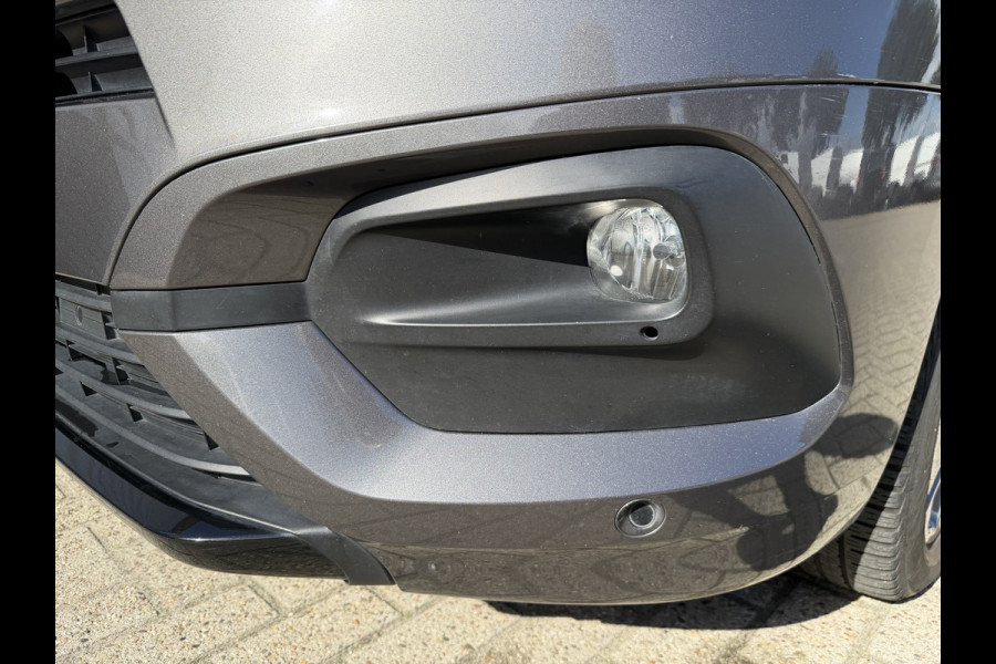 Toyota PROACE CITY Verso 1.2 Turbo 130pk Active Long 7 persoons / rolstoel lift / vaste prijs rijklaar € 24.950 marge / lease vanaf € 407 / automaat / camera / grijs metallic / dubbele schuifdeur / euro 6