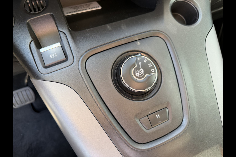 Toyota PROACE CITY Verso 1.2 Turbo 130pk Active Long 7 persoons / rolstoel lift / vaste prijs rijklaar € 24.950 marge / lease vanaf € 407 / automaat / camera / grijs metallic / dubbele schuifdeur / euro 6