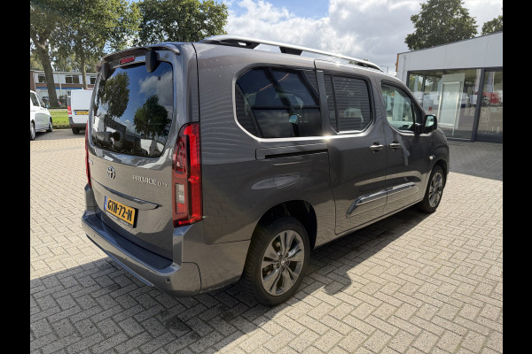 Toyota PROACE CITY Verso 1.2 Turbo 130pk Active Long 7 persoons / rolstoel lift / vaste prijs rijklaar € 24.950 marge / lease vanaf € 407 / automaat / camera / grijs metallic / dubbele schuifdeur / euro 6