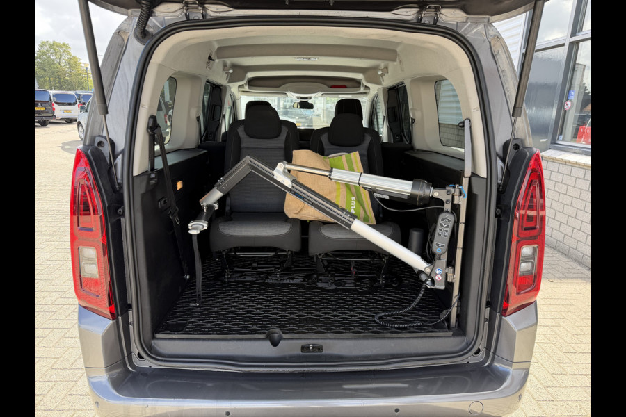 Toyota PROACE CITY Verso 1.2 Turbo 130pk Active Long 7 persoons / rolstoel lift / vaste prijs rijklaar € 24.950 marge / lease vanaf € 407 / automaat / camera / grijs metallic / dubbele schuifdeur / euro 6