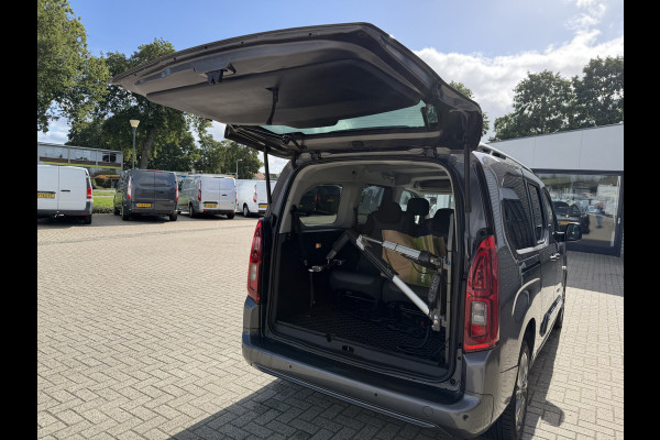 Toyota PROACE CITY Verso 1.2 Turbo 130pk Active Long 7 persoons / rolstoel lift / vaste prijs rijklaar € 24.950 marge / lease vanaf € 407 / automaat / camera / grijs metallic / dubbele schuifdeur / euro 6