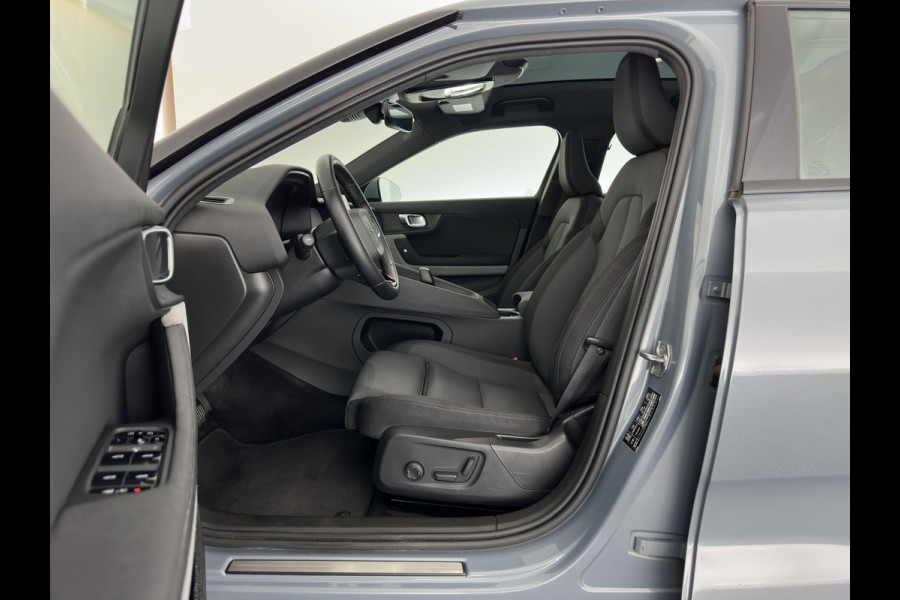 Polestar 2 Long Range Dual Motor 78 kWh [ 3-Fase-11kW] {SOH-88%} (INCL-BTW) Aut. *PANO | FULL-LED | MEMORY-PACK | CAMERA | KEYLESS | LANE-ASSIST | DIGI-COCKPIT | CARPLAY | DAB+ | HEATED-COMFORTSEATS | CRUISE | TOWBAR | 20''ALU*