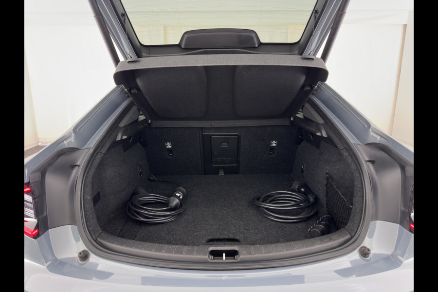Polestar 2 Long Range Dual Motor 78 kWh [ 3-Fase-11kW] {SOH-88%} (INCL-BTW) Aut. *PANO | FULL-LED | MEMORY-PACK | CAMERA | KEYLESS | LANE-ASSIST | DIGI-COCKPIT | CARPLAY | DAB+ | HEATED-COMFORTSEATS | CRUISE | TOWBAR | 20''ALU*