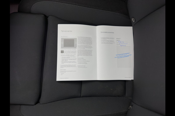 Polestar 2 Long Range Dual Motor 78 kWh [ 3-Fase-11kW] {SOH-88%} (INCL-BTW) Aut. *PANO | FULL-LED | MEMORY-PACK | CAMERA | KEYLESS | LANE-ASSIST | DIGI-COCKPIT | CARPLAY | DAB+ | HEATED-COMFORTSEATS | CRUISE | TOWBAR | 20''ALU*