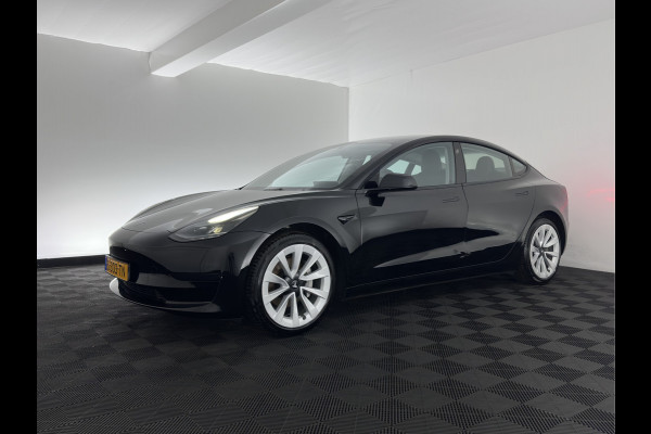 Tesla Model 3 RWD 60 kWh [ 3-Fase-11kW ] {SoH-88%} (INCL-BTW) Aut. *PANO | LEATHER | KEYLESS | FULL-LED | MEMORY-PACK | TOPVIEW | DAB | CARPLAY | DIGI-COCKPIT | LANE-ASSIST | HEATED-COMFORTSEATS | AUTOPILOT | 19"ALU*