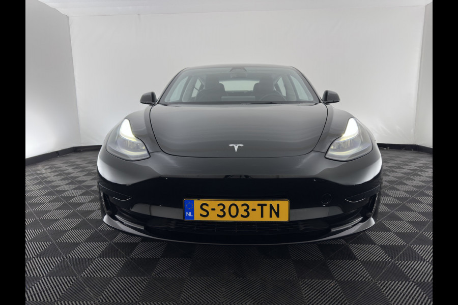 Tesla Model 3 RWD 60 kWh [ 3-Fase-11kW ] {SoH-88%} (INCL-BTW) Aut. *PANO | LEATHER | KEYLESS | FULL-LED | MEMORY-PACK | TOPVIEW | DAB | CARPLAY | DIGI-COCKPIT | LANE-ASSIST | HEATED-COMFORTSEATS | AUTOPILOT | 19"ALU*