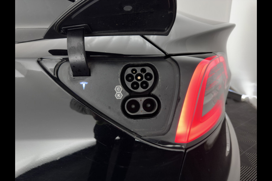 Tesla Model 3 RWD 60 kWh [ 3-Fase-11kW ] {SoH-88%} (INCL-BTW) Aut. *PANO | LEATHER | KEYLESS | FULL-LED | MEMORY-PACK | TOPVIEW | DAB | CARPLAY | DIGI-COCKPIT | LANE-ASSIST | HEATED-COMFORTSEATS | AUTOPILOT | 19"ALU*