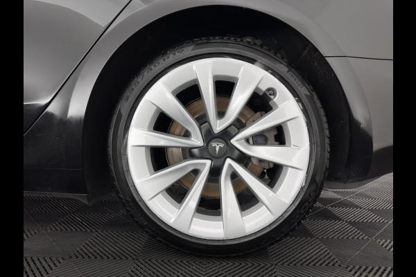 Tesla Model 3 RWD 60 kWh [ 3-Fase-11kW ] {SoH-88%} (INCL-BTW) Aut. *PANO | LEATHER | KEYLESS | FULL-LED | MEMORY-PACK | TOPVIEW | DAB | CARPLAY | DIGI-COCKPIT | LANE-ASSIST | HEATED-COMFORTSEATS | AUTOPILOT | 19"ALU*