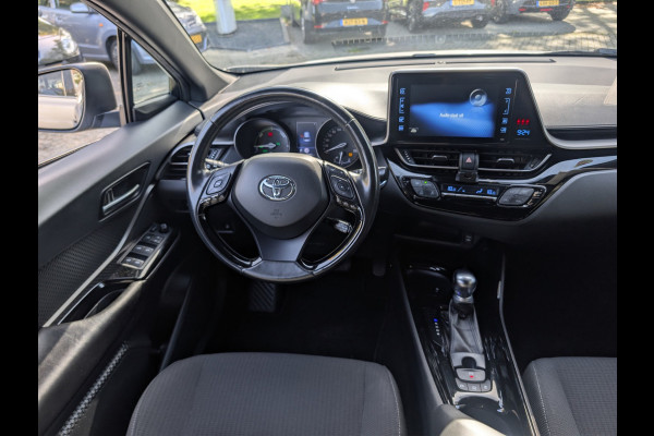 Toyota C-HR Toyota C-HR 1.8 Hybrid Bi-Tone, Rijklaarprijs / 12 mnd garanti