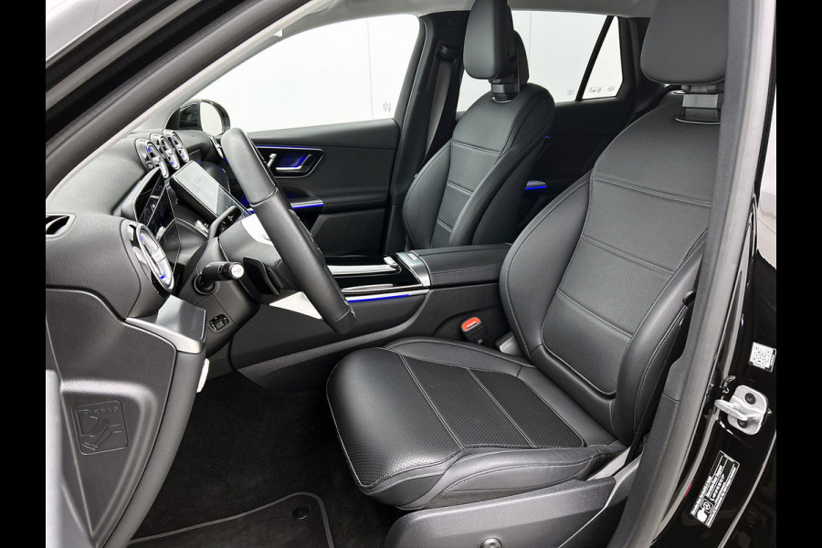 Mercedes-Benz GLC 300 e 4MATIC Plug-In Hybride | Trekhaak | Memory voorstoelen | Stuur en Stoelverwarming | Dode Hoek Ass. | CarPlay | Inclusief 24 maanden MB Certified garantie voor Europa.