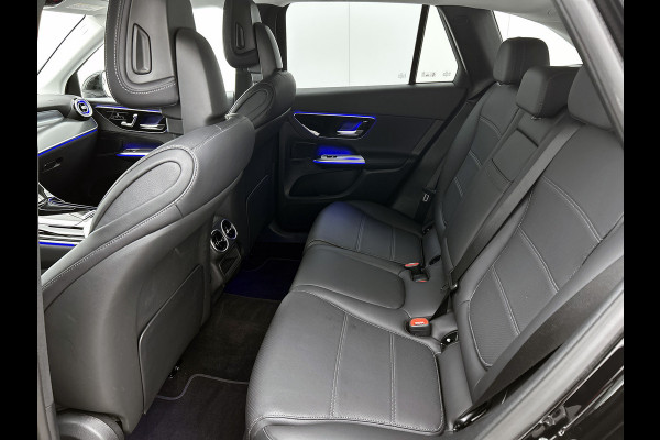 Mercedes-Benz GLC 300 e 4MATIC Plug-In Hybride | Trekhaak | Memory voorstoelen | Stuur en Stoelverwarming | Dode Hoek Ass. | CarPlay | Inclusief 24 maanden MB Certified garantie voor Europa.