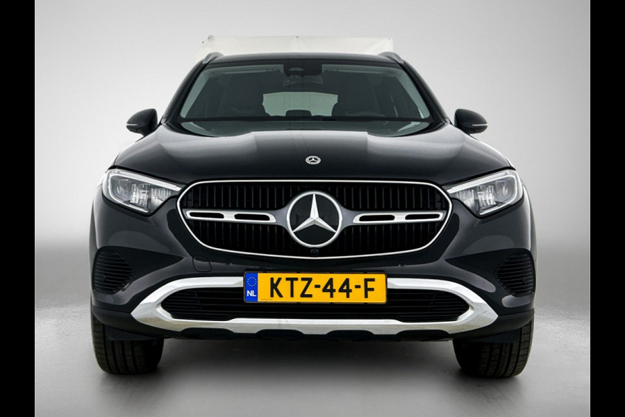 Mercedes-Benz GLC 300 e 4MATIC Plug-In Hybride | Trekhaak | Memory voorstoelen | Stuur en Stoelverwarming | Dode Hoek Ass. | CarPlay | Inclusief 24 maanden MB Certified garantie voor Europa.