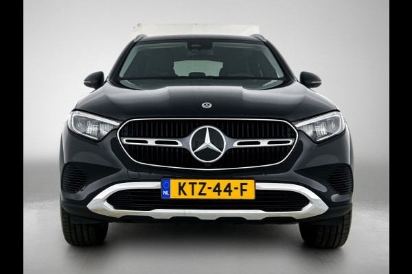 Mercedes-Benz GLC 300 e 4MATIC Plug-In Hybride | Trekhaak | Memory voorstoelen | Stuur en Stoelverwarming | Dode Hoek Ass. | CarPlay | Inclusief 24 maanden MB Certified garantie voor Europa.