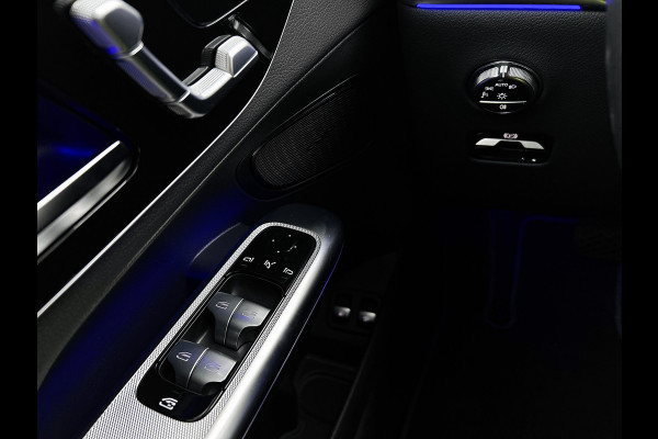 Mercedes-Benz GLC 300 e 4MATIC Plug-In Hybride | Trekhaak | Memory voorstoelen | Stuur en Stoelverwarming | Dode Hoek Ass. | CarPlay | Inclusief 24 maanden MB Certified garantie voor Europa.