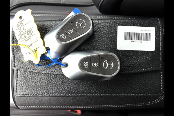 Mercedes-Benz GLC 300 e 4MATIC Plug-In Hybride | Trekhaak | Memory voorstoelen | Stuur en Stoelverwarming | Dode Hoek Ass. | CarPlay | Inclusief 24 maanden MB Certified garantie voor Europa.