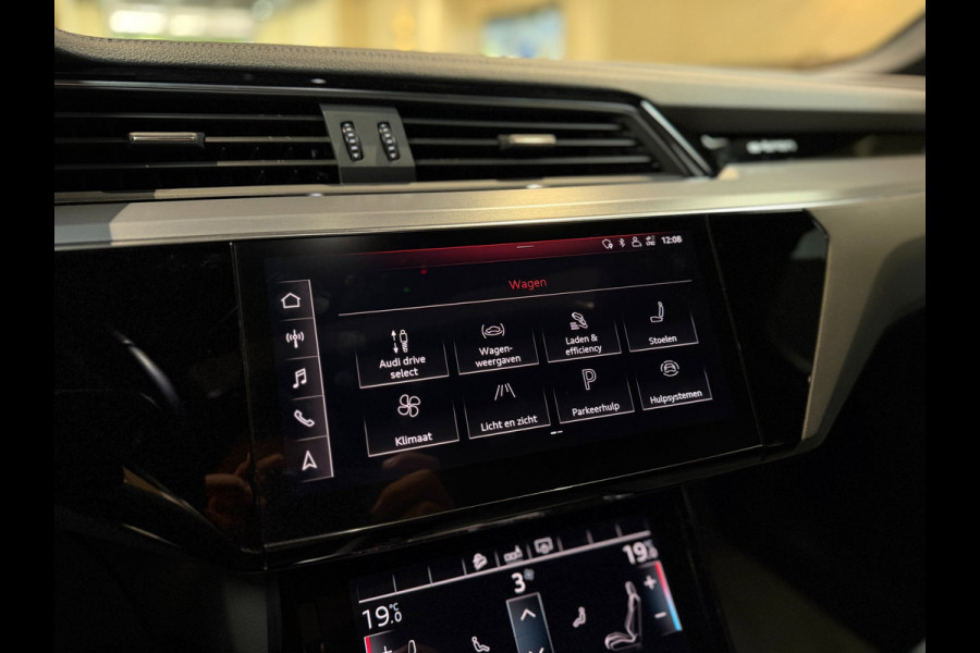 Audi e-tron 50 quattro Black edition|Pano|Matrix|Memory|S line|Keyless|SOH aanwezig|