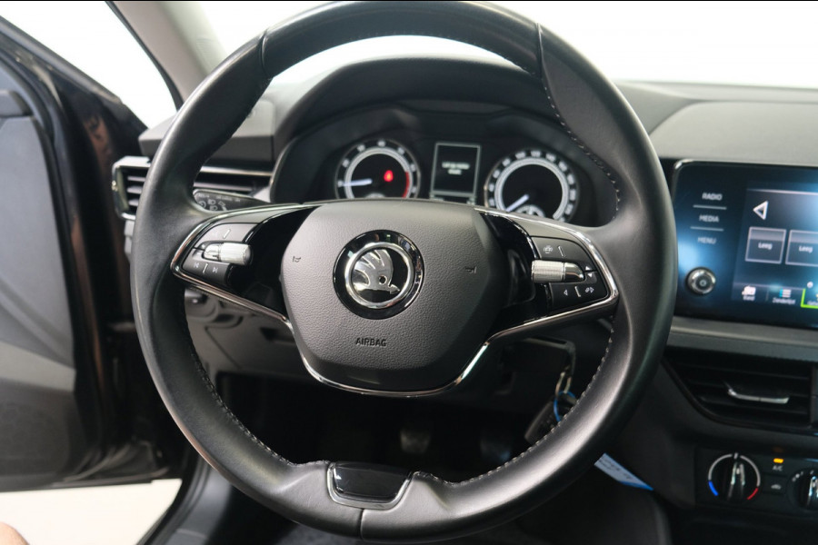 Škoda Kamiq 1.0 TSI Business Edition - N.A.P. Airco, Cruise, PDC, Carplay, Trekhaak.