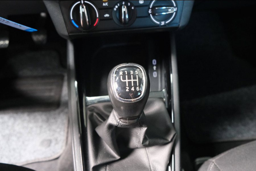 Škoda Kamiq 1.0 TSI Business Edition - N.A.P. Airco, Cruise, PDC, Carplay, Trekhaak.