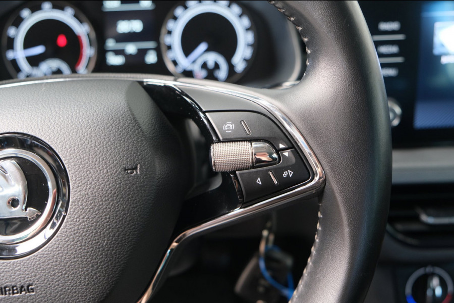 Škoda Kamiq 1.0 TSI Business Edition - N.A.P. Airco, Cruise, PDC, Carplay, Trekhaak.