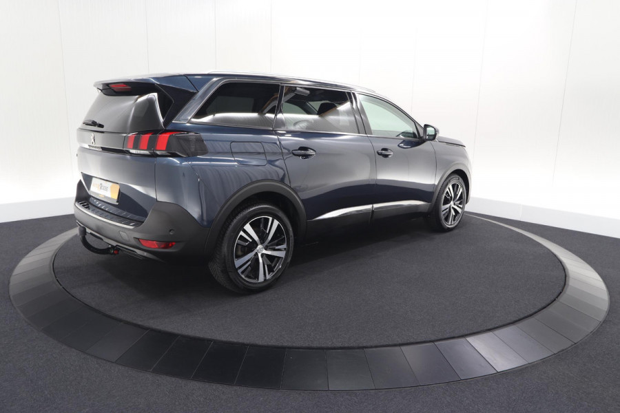Peugeot 5008 PureTech 130 EAT8 Crossway | Trekhaak | Camera | Navigatie | Apple Carplay