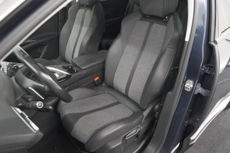 Peugeot 5008 PureTech 130 EAT8 Crossway | Trekhaak | Camera | Navigatie | Apple Carplay