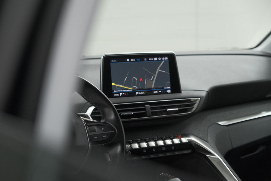 Peugeot 5008 PureTech 130 EAT8 Crossway | Trekhaak | Camera | Navigatie | Apple Carplay