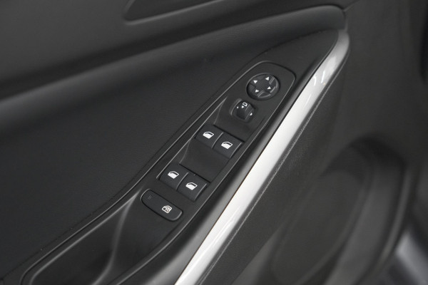 Opel Grandland 1.6 Turbo Plug-In Hybrid GS 225 | Adaptieve Cruise Control | Stuurverwarming | Navigatie