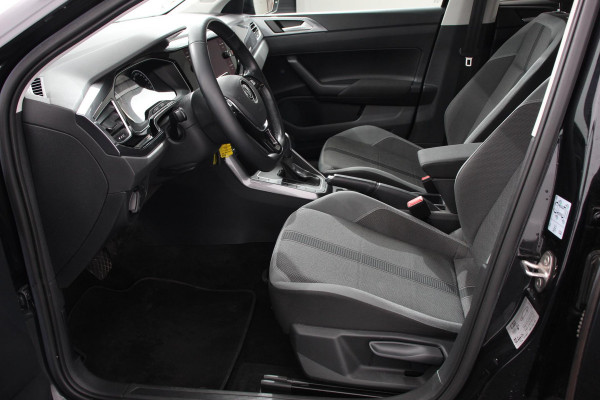 Volkswagen Polo 1.0 TSI 116pk DSG Highline Apple Carplay/Android Auto Adaptive cruise control Parkeersensoren Verwarmde voorstoelen Afneembare trekhaak