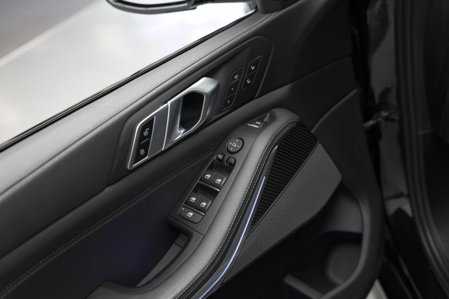 BMW X5 M60i xDrive |Pano|SkyLounge|Carbon|Massage|