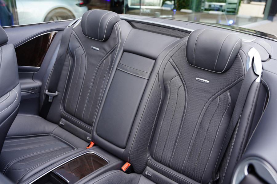 Mercedes-Benz S-Klasse 63 AMG Cabriolet 4-Matic / Nachtzicht / Burmester