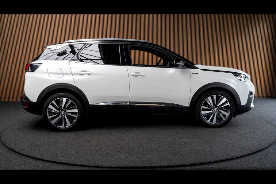 Peugeot 3008 1.2 PureT. GT Line Panodak Navi Camera Climate PDC Stoelverwarming Keyless Entry & Go Cruise C. LM velgen Afneembaar trekhaak