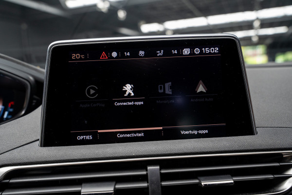 Peugeot 3008 1.2 PureT. GT Line Panodak Navi Camera Climate PDC Stoelverwarming Keyless Entry & Go Cruise C. LM velgen Afneembaar trekhaak