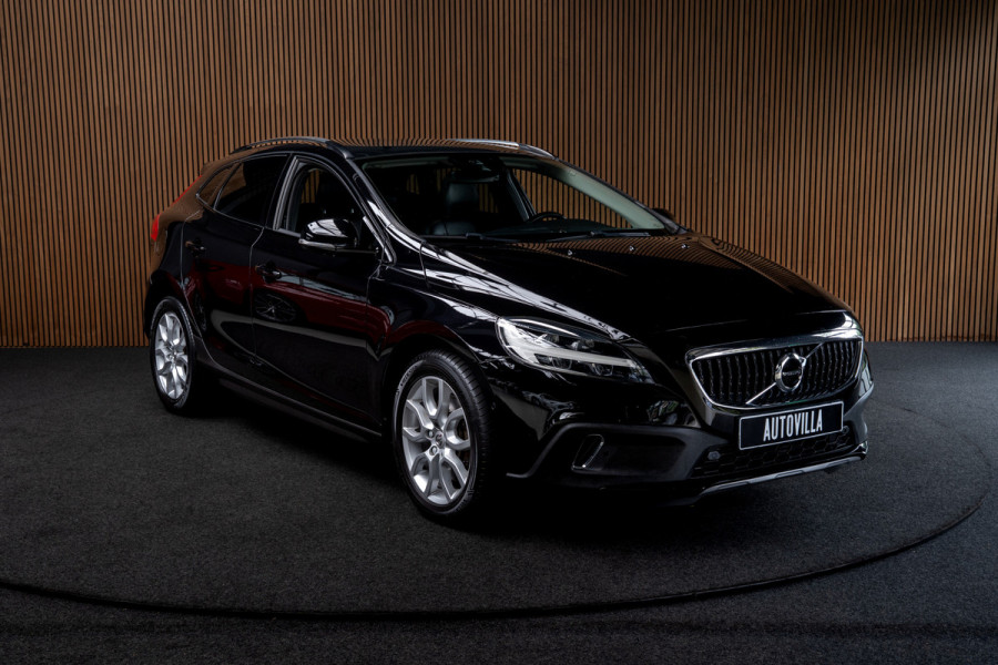 Volvo V40 Cross Country 1.5 T3 Leer Panodak Harman K. Camera Navi PDC Stoelverwarming Climate C. Cruise C. LM velgen